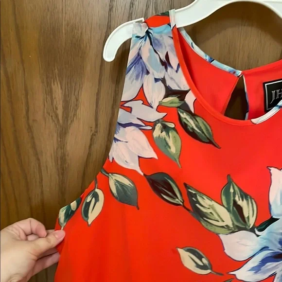 JH COLLECTIBLES UEC Women’s Size 16 Floral Sleeveless Red Sheath Dress - Picture 7 of 11